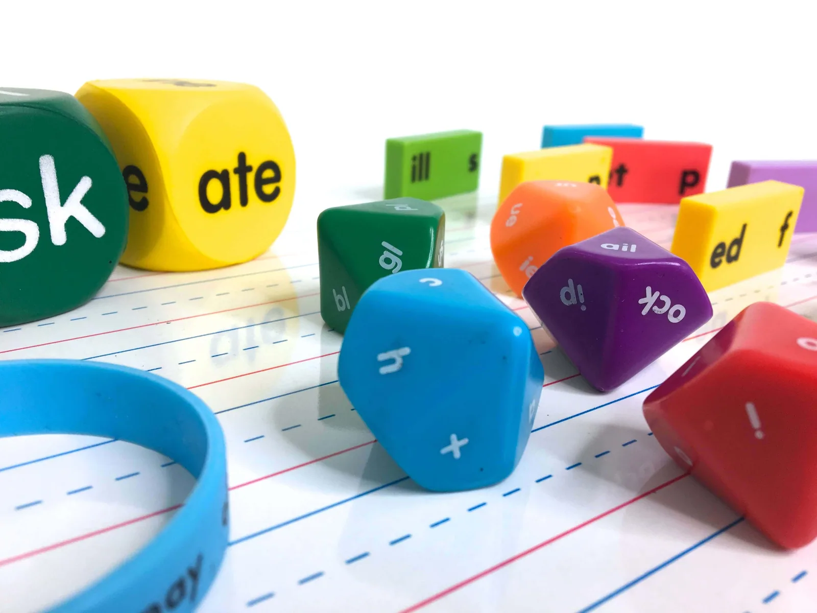 Guided Reading offers students intentional reading instruction with texts that are just a little too hard! From lesson planning to benchmarking students to word work activities, check out these awesome ideas to make Guided Reading work! 