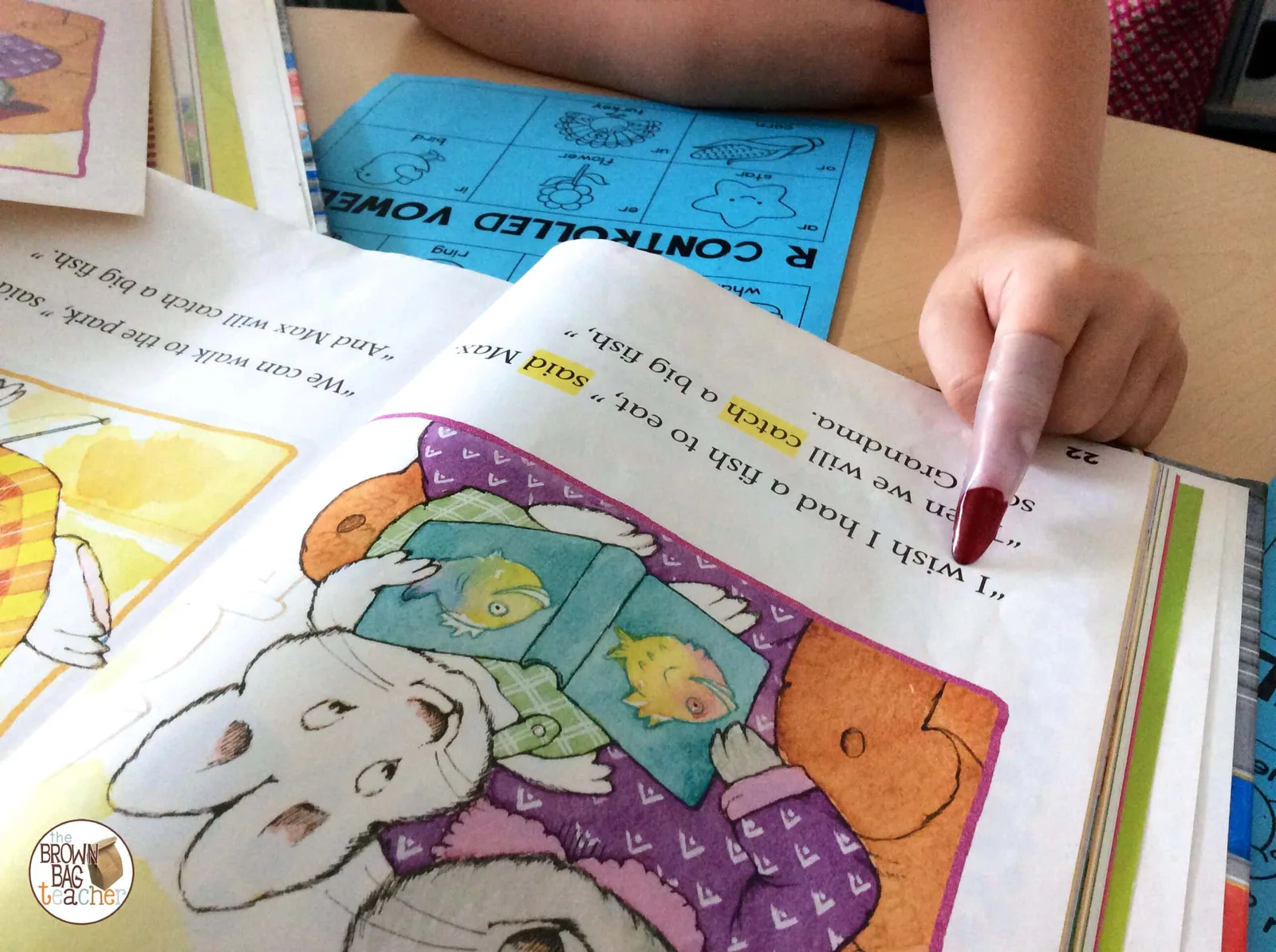 Guided Reading offers students intentional reading instruction with texts that are just a little too hard! From lesson planning to benchmarking students to word work activities, check out these awesome ideas to make Guided Reading work! 