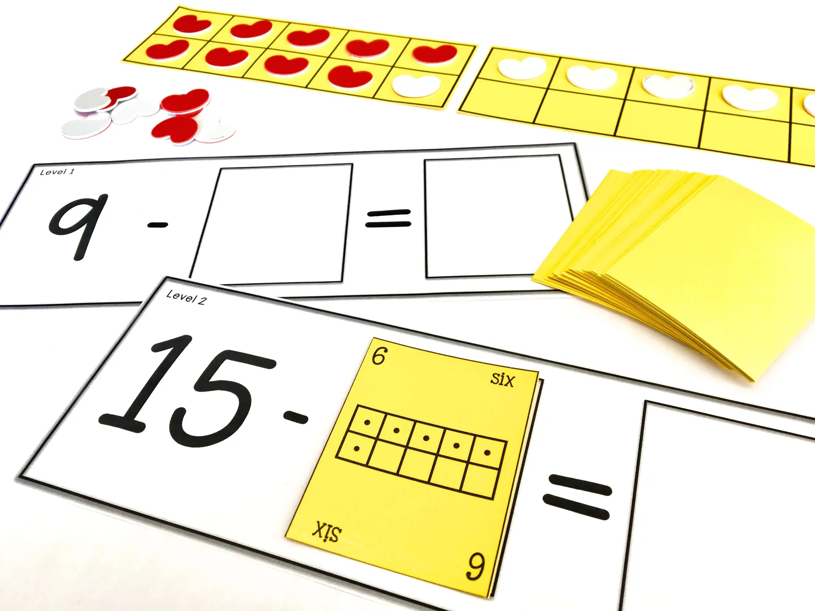 Overwhelmed by math centers? Check out these SIMPLE ideas for create predictable patterns and routines that allow for streamlined planning! 