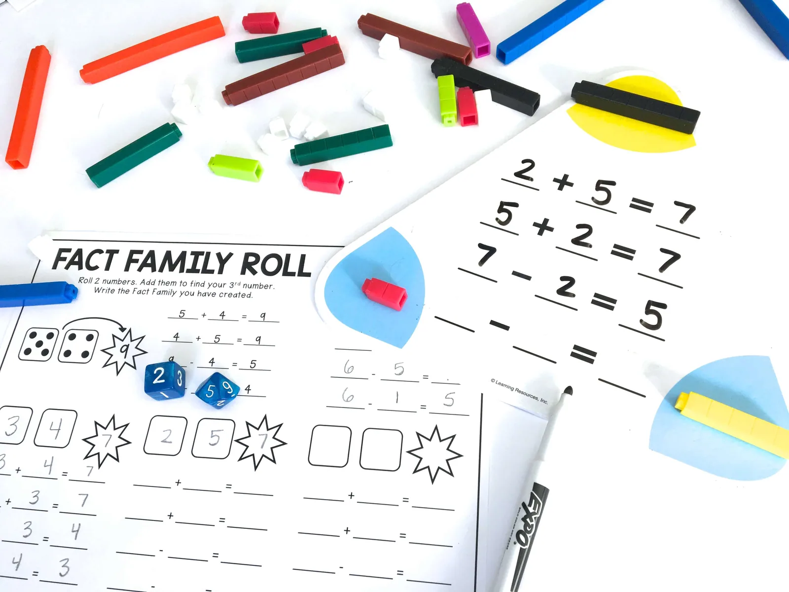 Overwhelmed by math centers? Check out these SIMPLE ideas for create predictable patterns and routines that allow for streamlined planning! 
